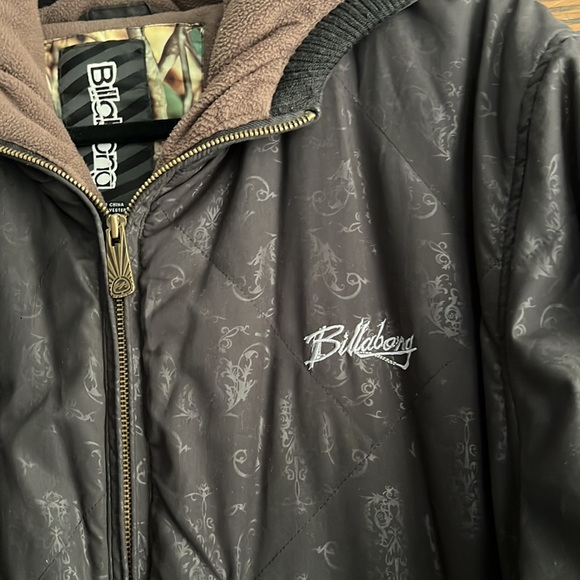Billabong- Men's Winter Jacket - Picture 3 of 8